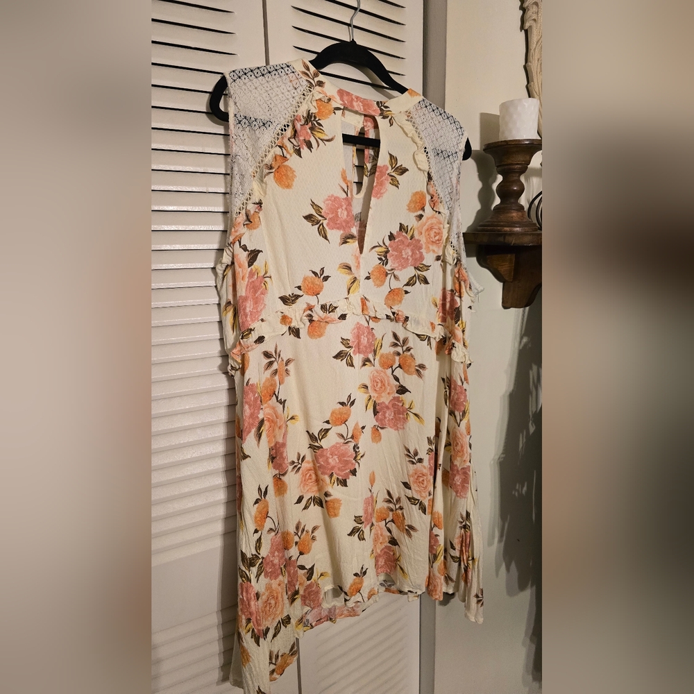 NWOT A Beautiful Soul Floral Dress/Top